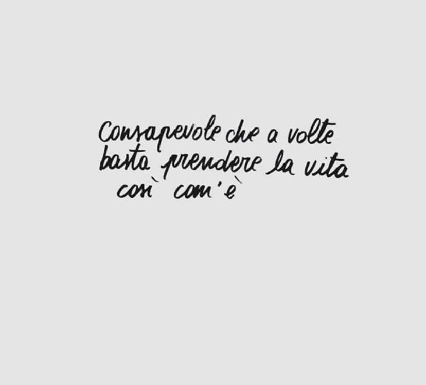 bimbaebimbo2's tweet photo. • Consapevole che a volte basta prendere la vita così com’è • 🎈 https://t.co/xdTvc67MDR