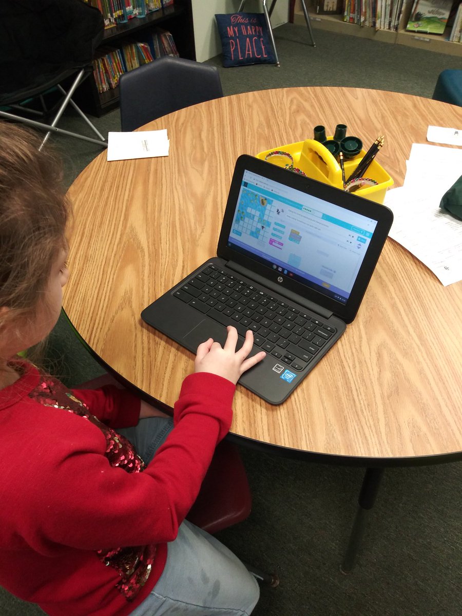 TeachDonnelly's tweet photo. We love coding but sometimes we ask for a break from computers. Students using binary code for BFF bracelets and other games π» #LRESlib #HourOfCode https://t.co/xzQ4CCsePW