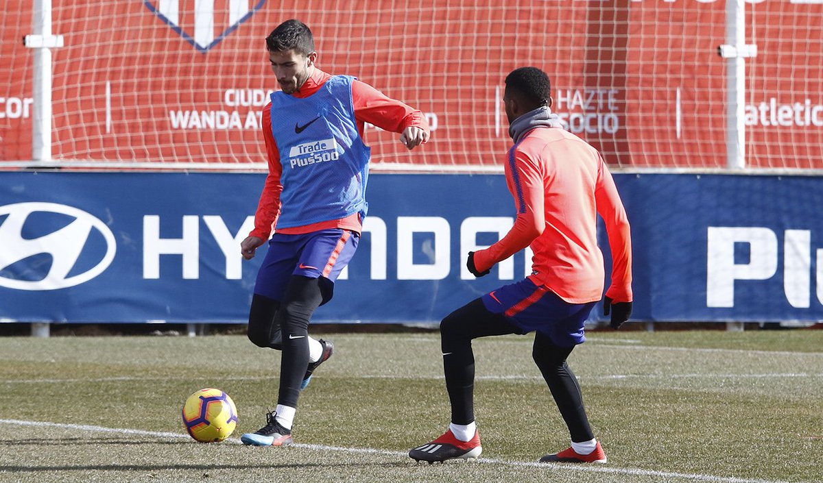 atletienglish's tweet photo. 💪 We continue getting into shape!
➕📸➡ https://t.co/dzVUeAGc8b
#AúpaAtleti https://t.co/1mB3CT5s9p