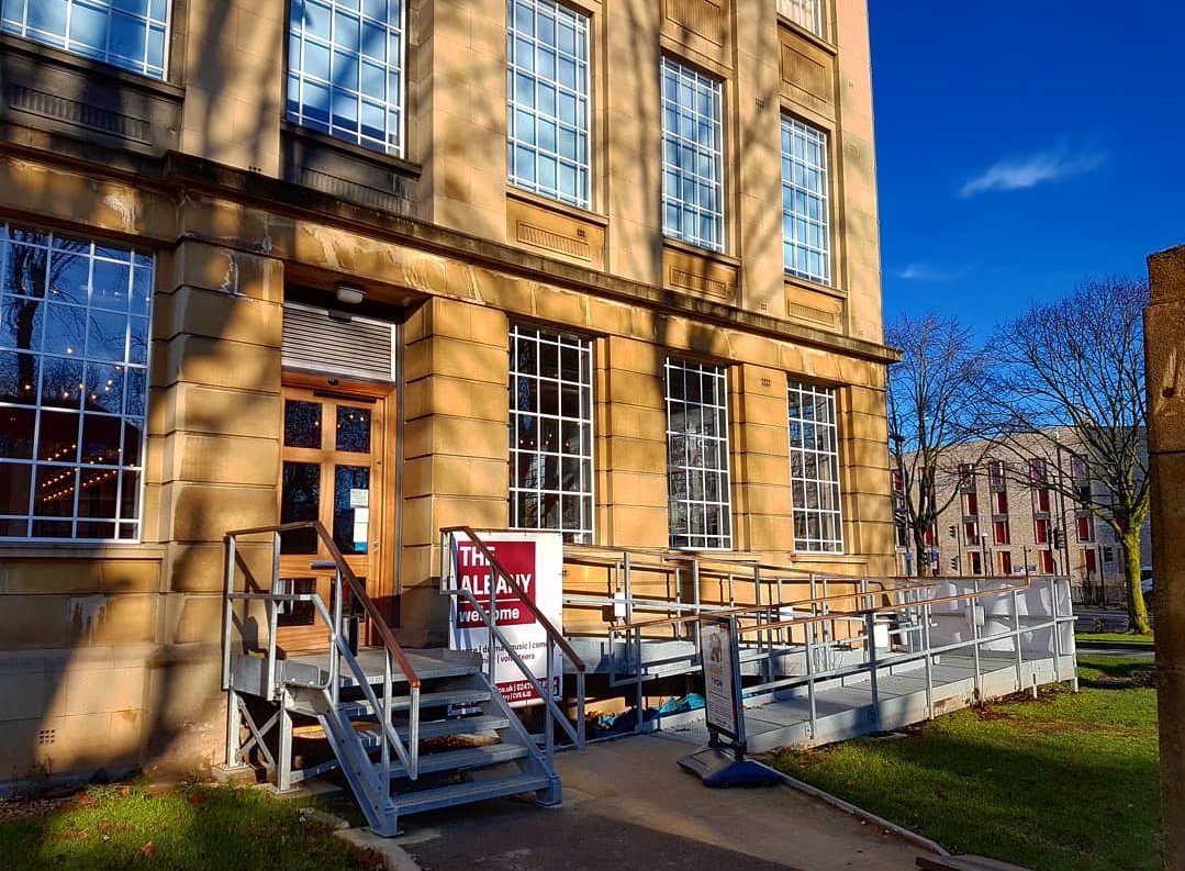 albanytheatre's tweet photo. If you haven't visited us in a while, you might still be a little confused about our new entrance. To avoid a long walk around the building enter via Albany Road - it's easy and fully accessible for all!
For more details on #GettingHere visit: https://t.co/ZgHtlAkLjv https://t.co/a9jCy8MHrR