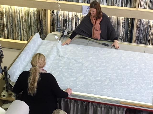 RBContacts's tweet photo. A fantastic busy week for Bev, out and about around Lancashire and beyond giving interior advise and guidance to our valued customers. Visit our showrooms here in Brinscall and take a virtual tour at https://t.co/pc049YHfKC #interiordesign  #measuringservice #fittingservice https://t.co/O2s6ymqsYG