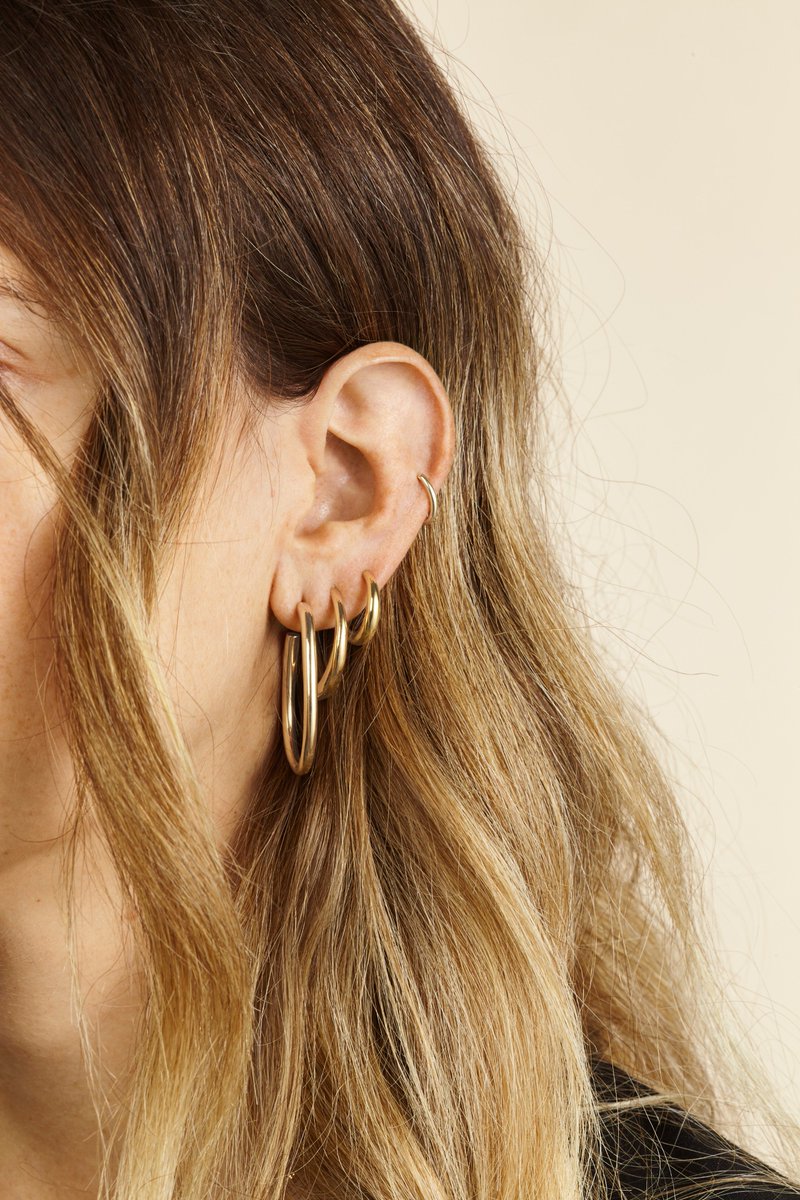 otiumberg's tweet photo. We spent years creating the perfect essential jewellery pieces that will never go out of style. Classic pieces to be stacked together or worn as standalone pieces because sometimes less is more! https://t.co/j4a0jjL6QF https://t.co/qul6nZMozO