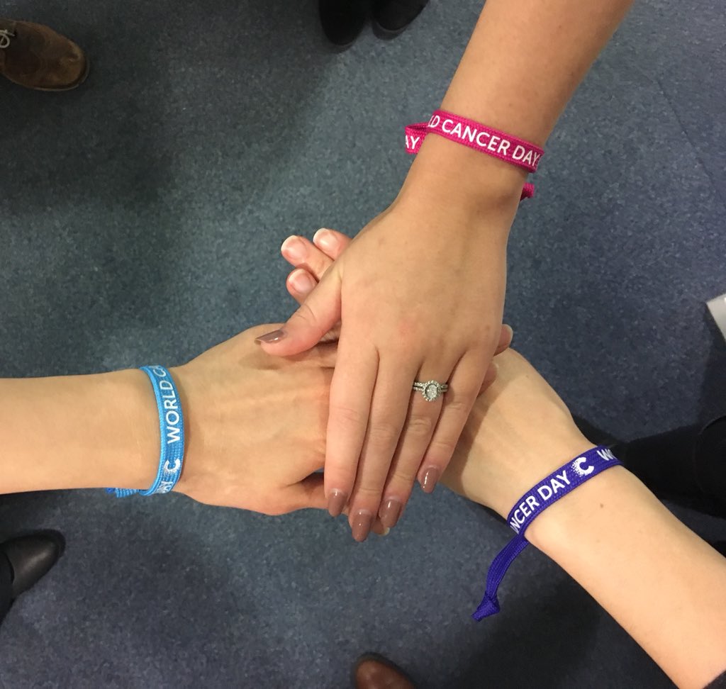 ChristinaBYap's tweet photo. Lovely #WorldCancerDay  #UnityBand. United we’re stronger than cancer through lifesaving research @CRCTU https://t.co/tl3bXR58b0