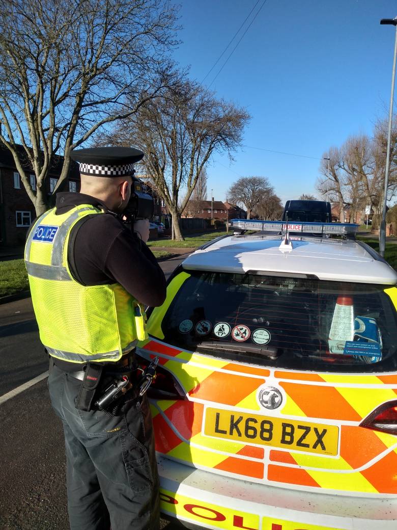 PboroCops's tweet photo. Officers have been doing speed enforcement in several areas around the city this morning. One driver reported for doing 53mph in a 30mph zone and another reported for not wearing his seatbelt. #ARelief #PC1565 #PC897 #speedkills #noseatbeltkills #fatalfour https://t.co/iLrnakBv8d