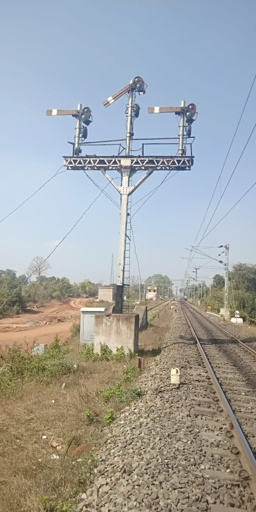DRMSambalpur on X: Ever wondered which Signal serves as the last