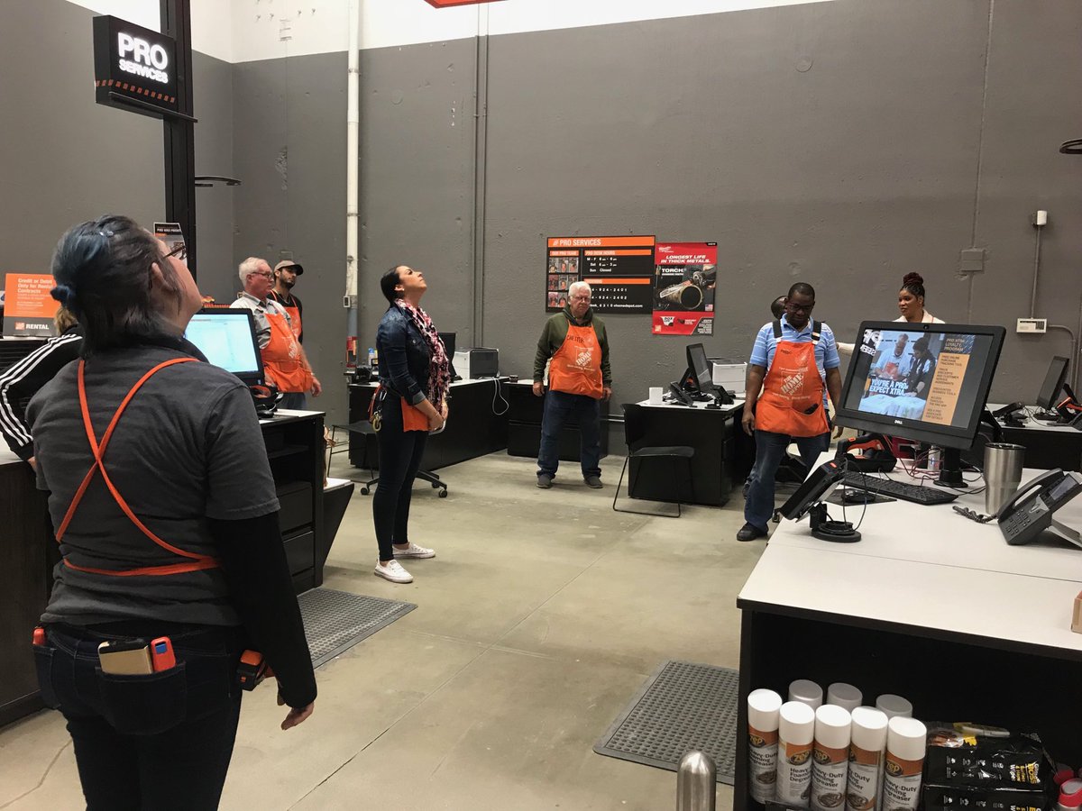 Cece0806thd's tweet image. Great info at our Pep Rally... Thank You Natasha #SafetyFirst #Accuracy #formup💪💪 ⁦⁦@ShineldaM⁩ ⁦⁦⁦@anandsingh1210⁩