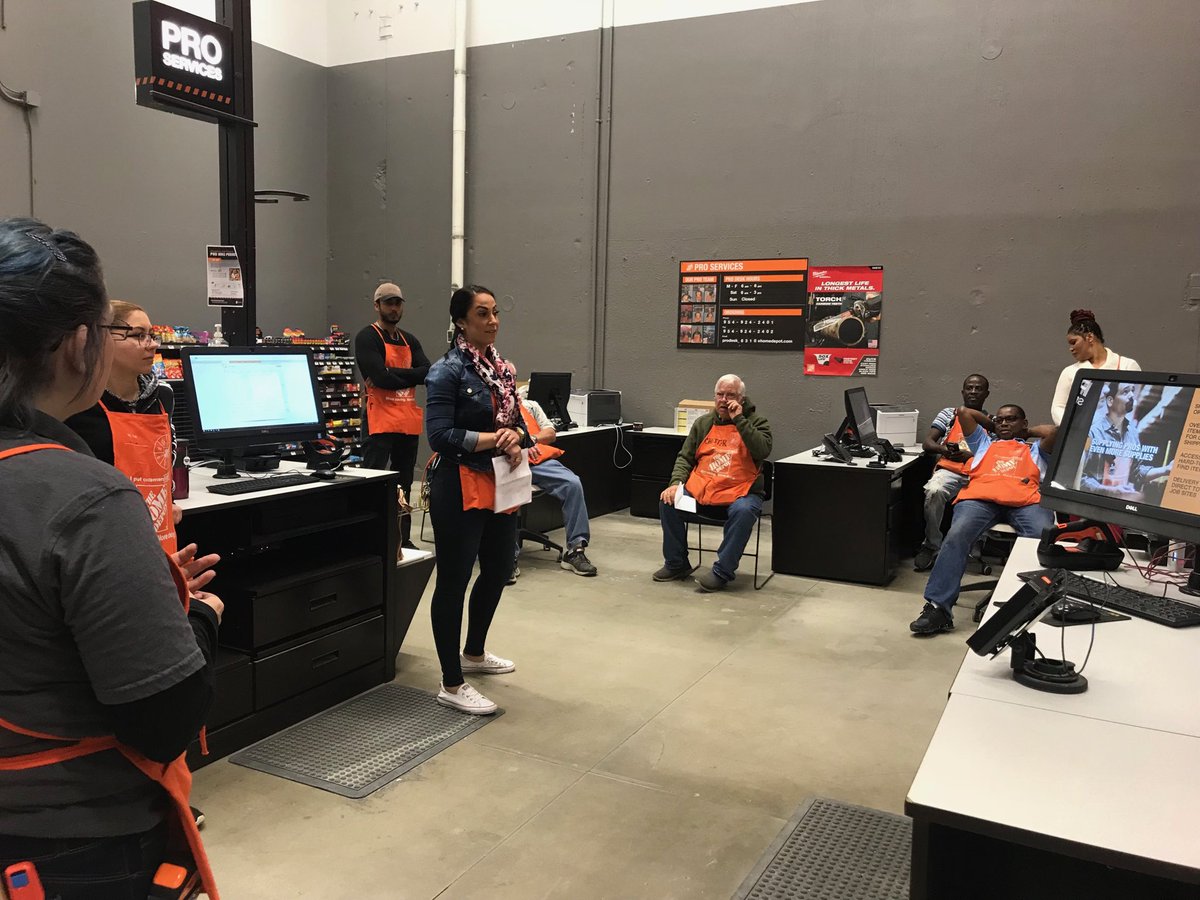 Cece0806thd's tweet image. Great info at our Pep Rally... Thank You Natasha #SafetyFirst #Accuracy #formup💪💪 ⁦⁦@ShineldaM⁩ ⁦⁦⁦@anandsingh1210⁩