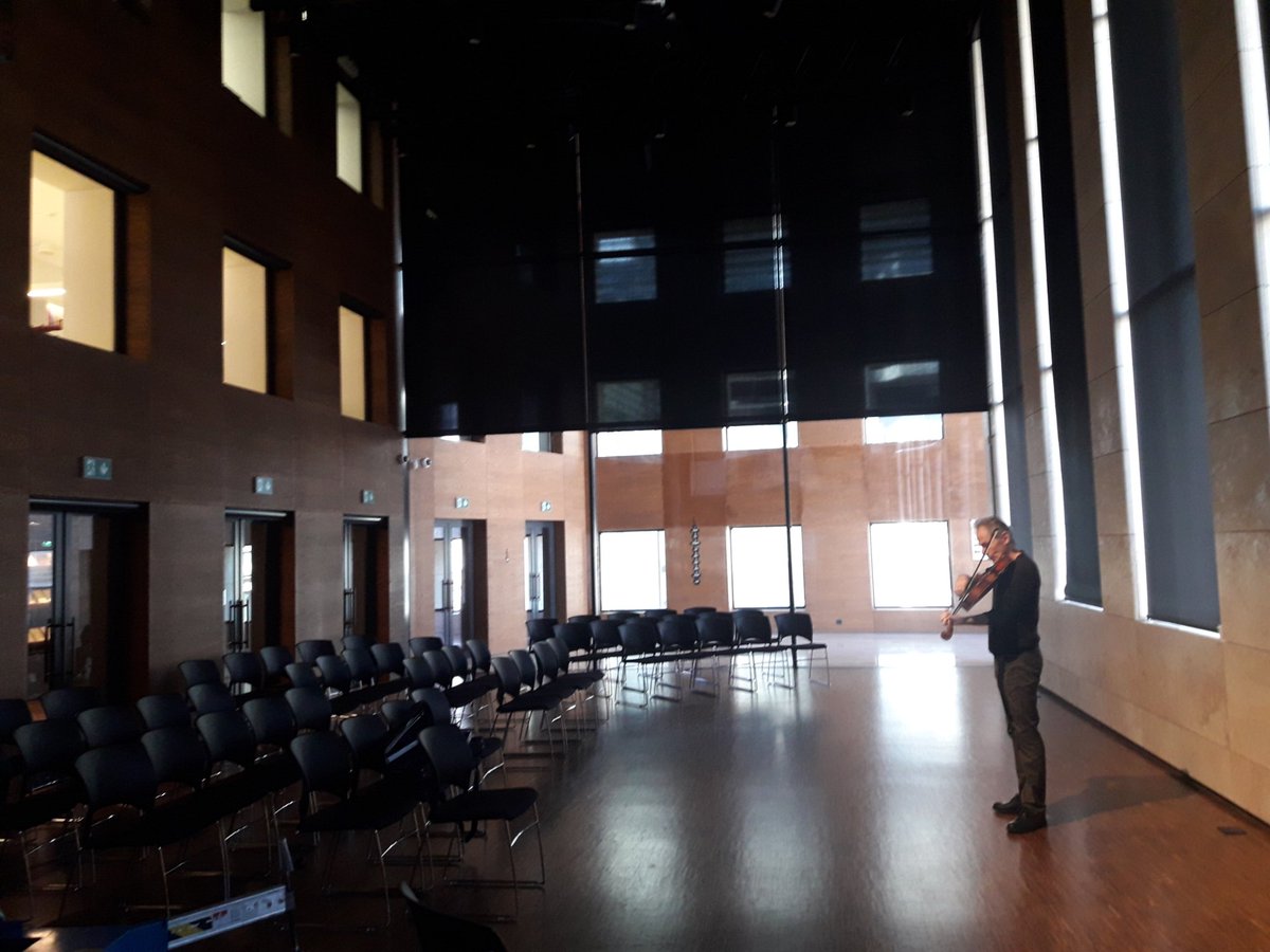 BAUSanat's tweet photo. #EnderSesler kapsamında viyolonist ve besteci Garth Knox bu akşam saat 20.00'de Yapı Kredi Kültür Sanat - Loca sahnesinde!
Biletlerinizi Biletix'ten veya kapıdan alabilirsiniz. 
#BahçeşehirÜniversitesi #BAUART #YapıKrediKültürSanat https://t.co/ebXVTsKxVs