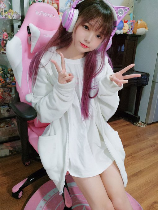 Twitterのコスプレ画像3