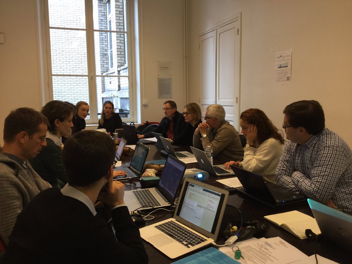 IChalier's tweet photo. Séminaire fructueux des Interlocuteurs académiques pour le numérique #IAN #histoiredesarts au service des #edubase . Aujourd’hui rue de Grenelle et demain le Mobilier national !  @eduscol_HDA @acstrasbourg @DaneStrasbourg https://t.co/hyCGyMQhpk