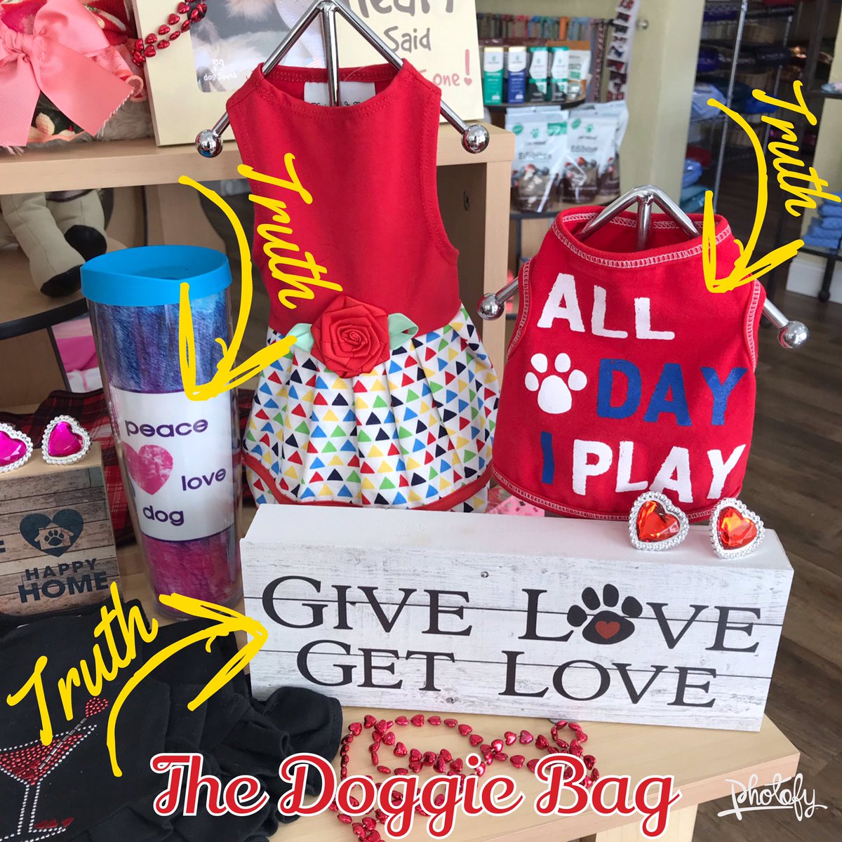thedoggiebag's tweet image. Words of Wisdom. 
Available at The Doggie Bag.❤️
#givelovegetlove #alldayplay #peacelovedog #petlover #valentinesday #thedoggiebag #petboutique #happyplace
