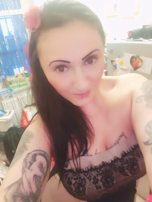 Treff mich noch die Woche in Dresden uns erlebe ne geile Stunde mit mir..... ich warte auf deine Mail<a href="/tag/bonitadesax"class="tags"><span>#bonitadesax</span></a>