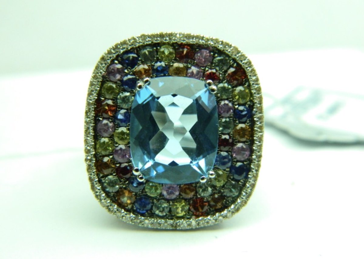 nehal_enesse's tweet photo. Seaside dreams on colder days !!! .
.
.
Topaz #sapphire #diamonds # 14kt #gold #cocktailring #wenesdayvibes #jewellery #jewellerylove #jewellerygram #jeweleryaddict #loveforjewelry #ENESSE #By #NehalShah https://t.co/FBztdU7FDA