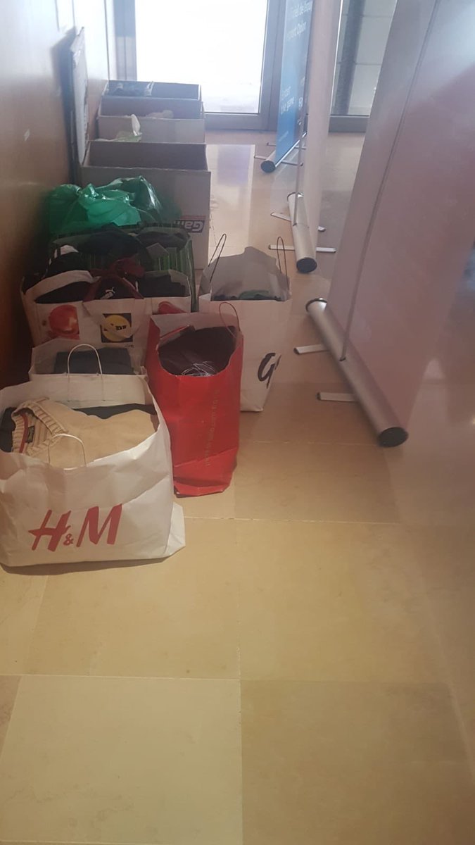 Gloriandria's tweet photo. Jour 3 de la collecte de vêtements, de denrées alimentaires et produits d’hygiène avec @EMMAUSolidarite 💪✨ #SogetInvolvedWeek @sogeti_fr Merci aux donneurs et aux équipes internes pour leur mobilisation ! https://t.co/4oiE8omRAF