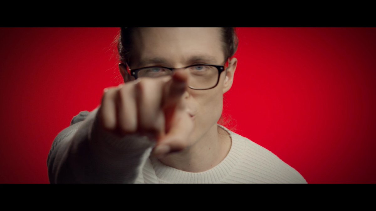 Every Wednesday I'll be going LIVE on FB talking some shit and playing an acoustic tune at 20:00 GMT facebook.com/thecuriousinci…
Got any questions for me to answer? 😀