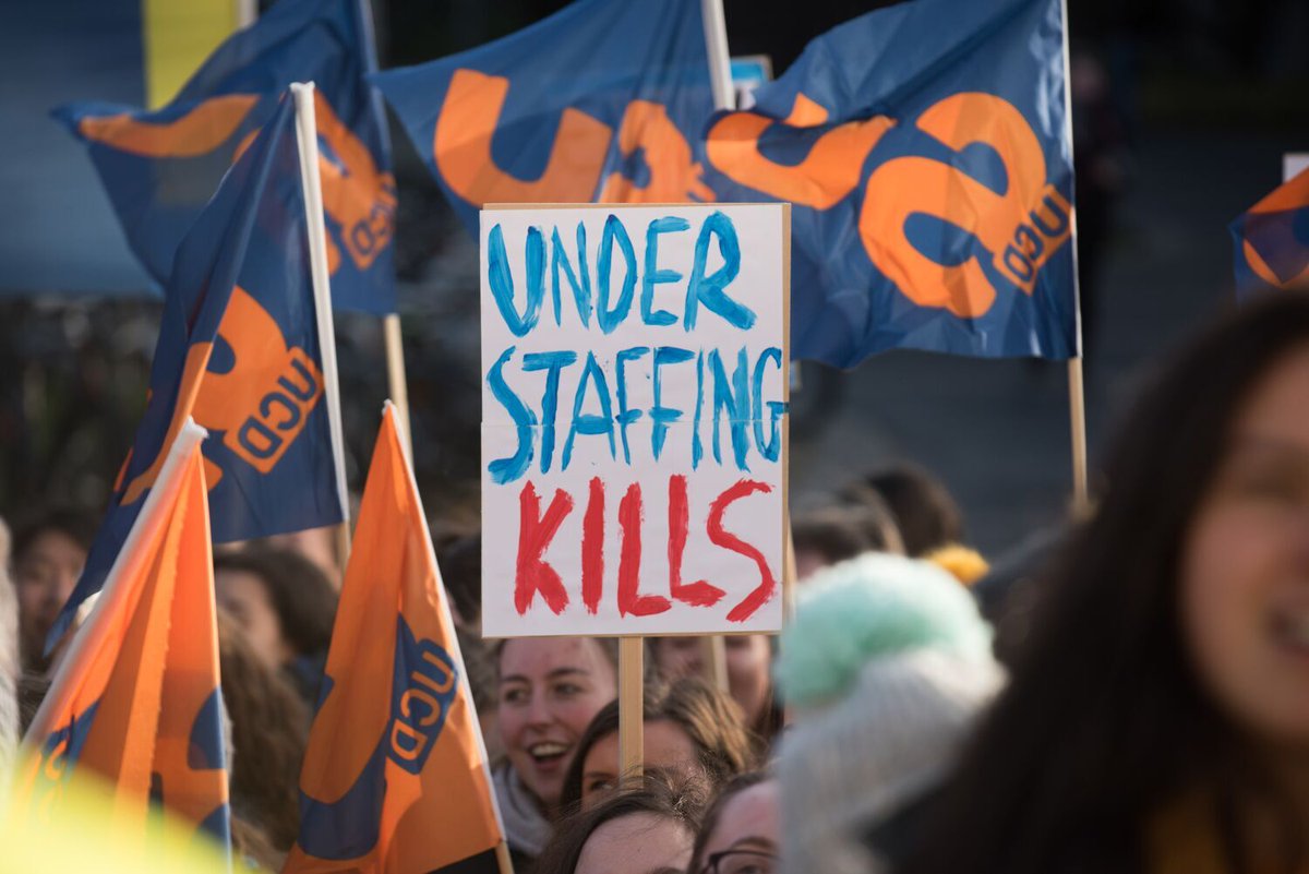 UCDSU's tweet photo. Thank you so much to the 200 odd students who came out to our Rally this morning in support of Nurses and Midwives who are out striking across the country today! #StandWithNursesAndMidwives @UCDNurseScience @NMidwiferysoc @UCDMidwifery @INMO_IRL https://t.co/VeW2tblr9o