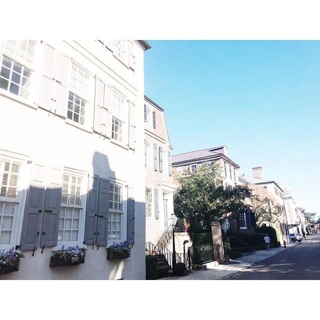 abitofchs's tweet photo. HEY YOU! Yes, you! .
.
What are your favorite spring activities in Charleston? Let us know! .
.
#abitofcharleston #charleston #explorecharleston #chs #downtown #historiccharleston #southofbroad #southernliving #slpicks #charlestonarchitecture #charlestonphotographer #explore… https://t.co/QbnXp6uGui