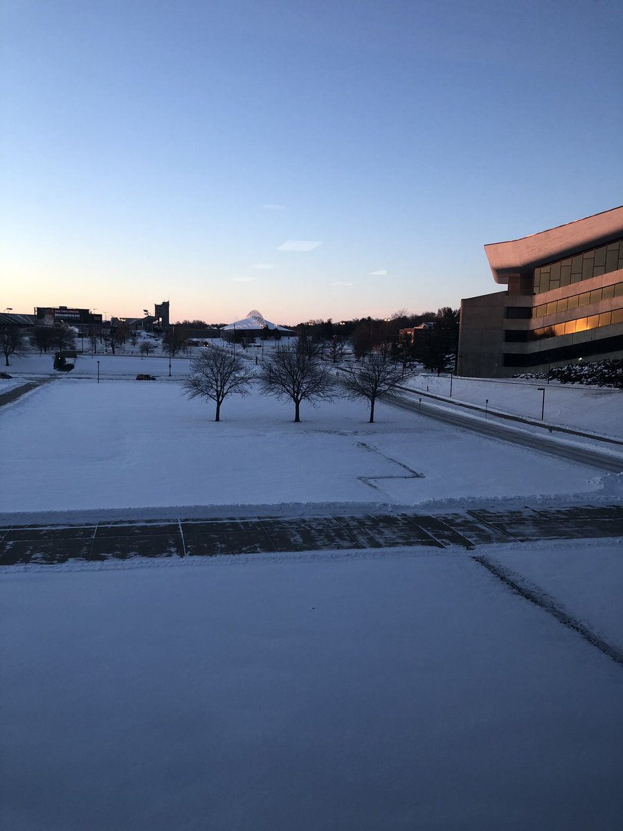 ICiampitti's tweet photo. #KSUCROPS UPDATE: Great crowd in a very cold day in Iowa, feels like close -50 F. We will have a very busy morning with great people. Stay warm out there! @KStateAgron @corteva https://t.co/nic4TjPTB5