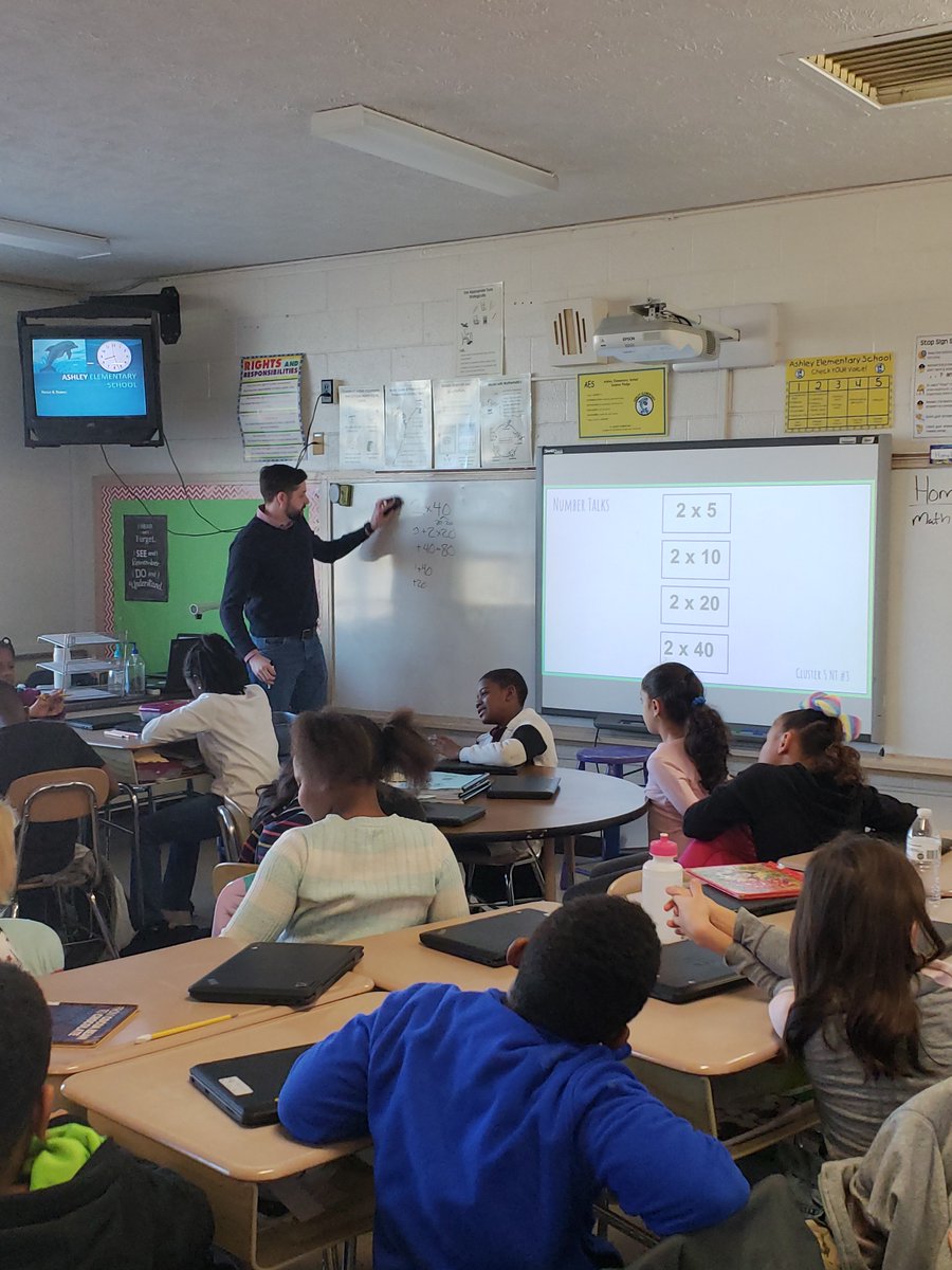Ashley_Dolphins's tweet image. Third graders start their day with &quot;Number Talks&quot;!! @bnewellmath @MrScottAshley @LisaJohnsonEDU @mellottahill1  #godolphins #multiplestrategies #talkingaboutmath