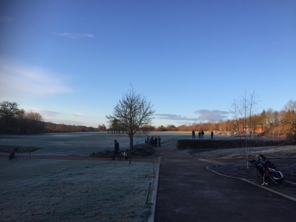 No snow again today at Feldon; our intrepid seniors went to play their competition this morning. ⛳️