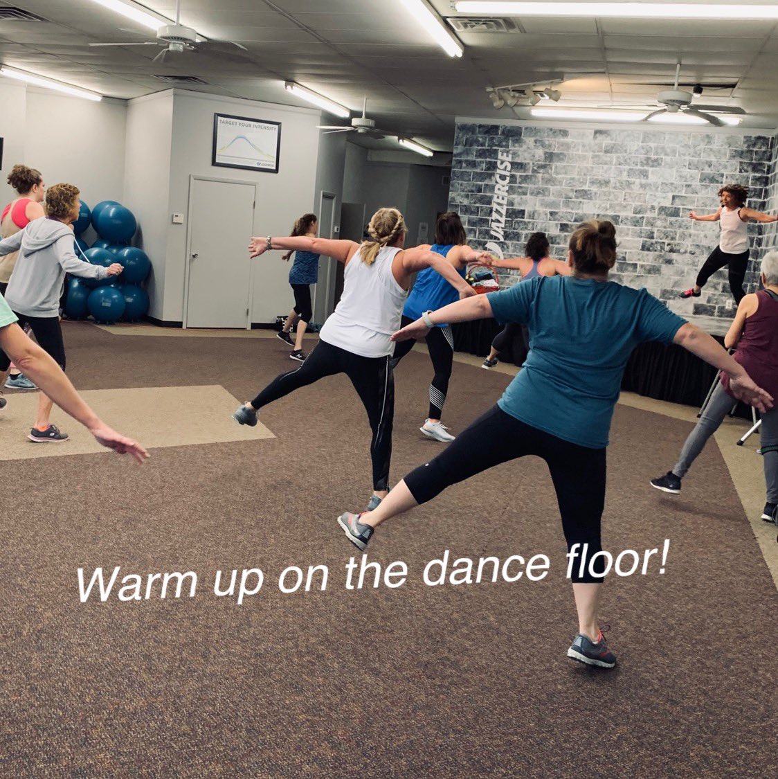 JazzerciseLB's tweet photo. It may be FREEZING outside 🥶 but it is HOT on our dance floor! 🔥 See you in class! 8:30, 9:30, 10:30, 5:30, or 6:30 #jazzercise #pittsburghfitness #fitness #lowerburrell https://t.co/S6bkR3lAcC