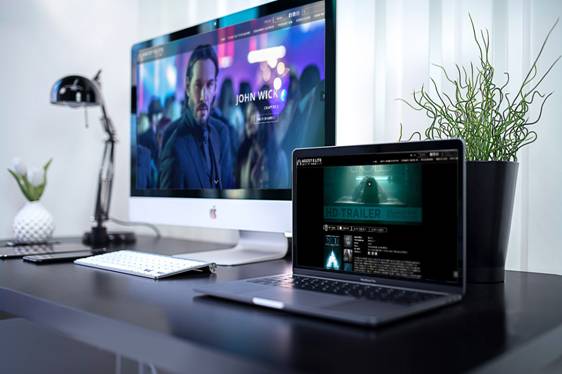 toweb's tweet photo. Jeder liebt #Filme, aus diesem Grund präsentieren wir heute den #Webauftritt von Ascot Elite. Informationen über aktuelle Kinofilme, Wettbewerbe, Ankündigungen und vieles mehr sind auf der modernen #Webseite zu finden. Mehr über Ascot Elite auf https://t.co/3Y9iLvlzTK

#WebDesign https://t.co/a5BxzoDXRl