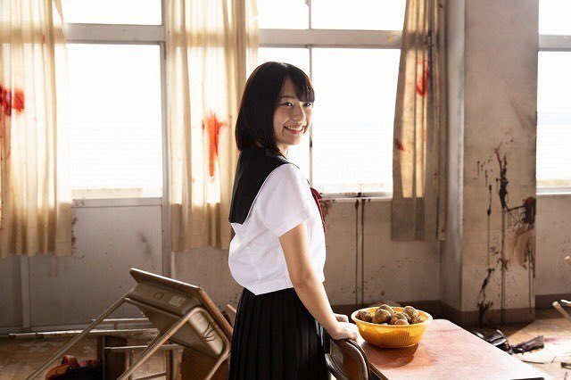 実写映画 がっこうぐらし のキャベツは撮影当日に収穫できるよう計算された高クオリティな真面目キャベツの報告ぞくぞく Togetter