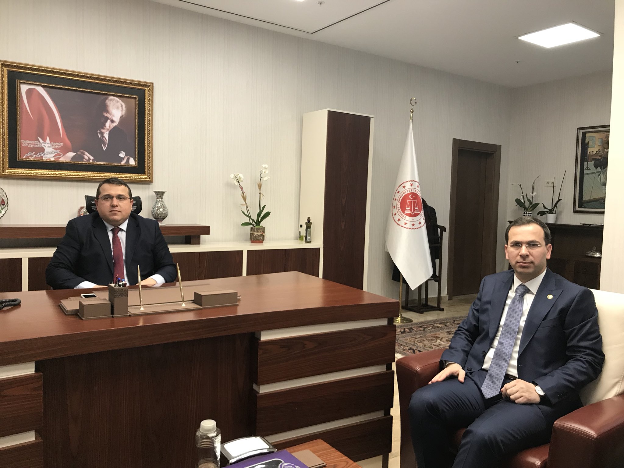 Salih Cora On Twitter Adalet Bakanligi Ceza Ve Tevkif Evleri Genel Mudur Yardimcisi Hemsehrimiz Sayin Abdullah Citlak Beyi Makaminda Ziyaret Ettik Kiymetli Savcimiz Gn Mudur Yardimcimiza Gorevinde Basarilar Diliyoruz Https T Co Jpnfbvhgtl