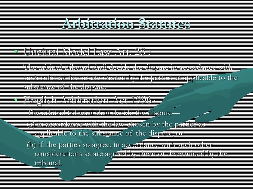 Ég veit ekki hvað þessum kennara gengur til en hann á ekkert gott skilið