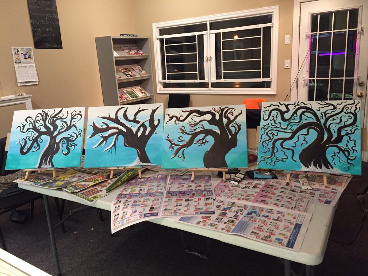 TheArtsyClub's tweet photo. Good times, good vibes &amp; great art was created at our #PuffnPaint Party with #LoriTheArtist over the weekend @wellingtonwellness in #LdnOnt

Check out the amazing artwork that was made! They each did an awesome job adding their own style &amp; magic touch to their masterpiece. 👏👏 https://t.co/NMsv5jQFyj