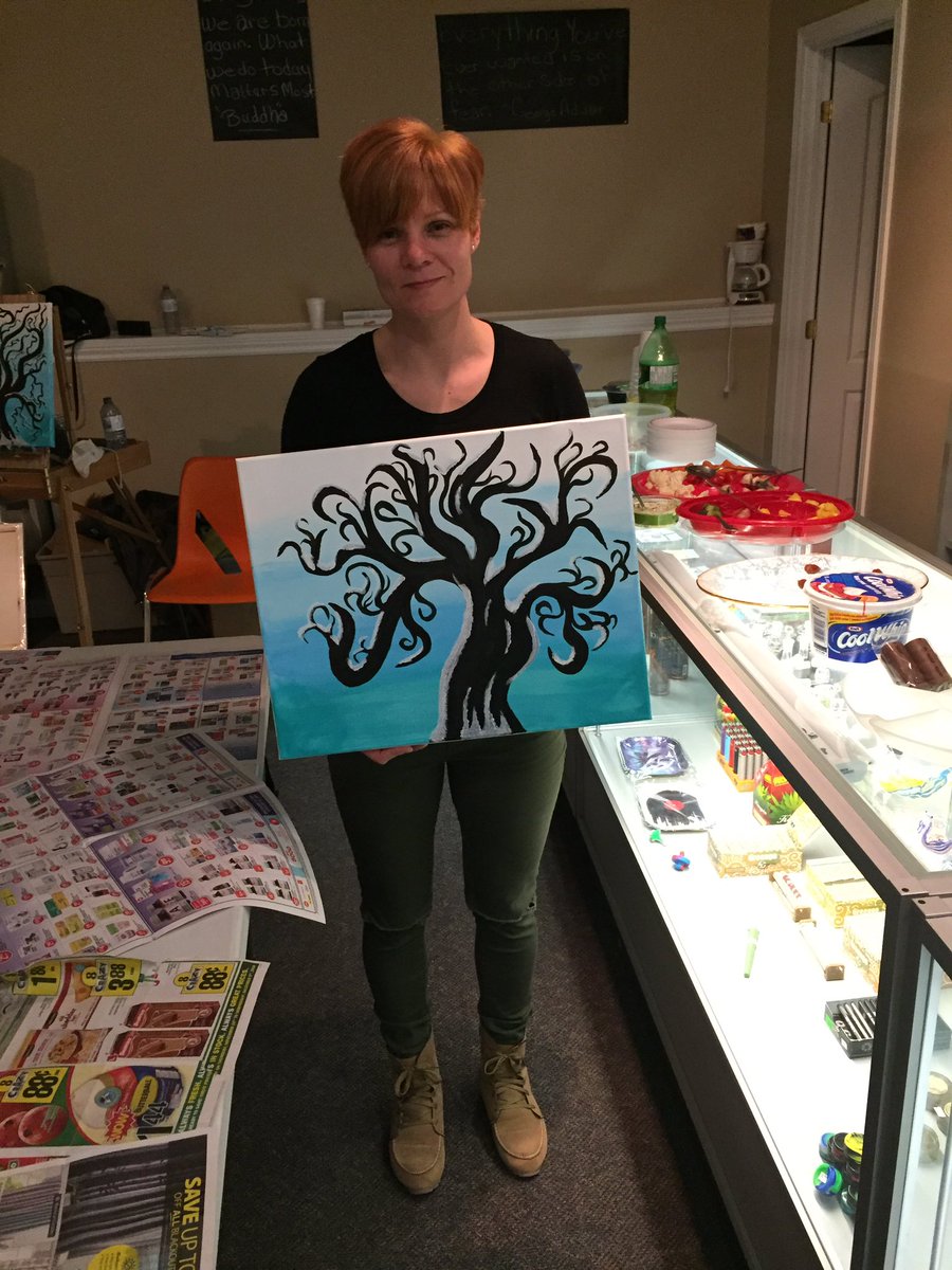 TheArtsyClub's tweet photo. Good times, good vibes &amp; great art was created at our #PuffnPaint Party with #LoriTheArtist over the weekend @wellingtonwellness in #LdnOnt

Check out the amazing artwork that was made! They each did an awesome job adding their own style &amp; magic touch to their masterpiece. 👏👏 https://t.co/NMsv5jQFyj