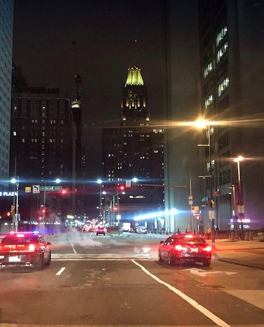 10 Light is absolutely beautiful at night.  😍

#cityliving #citylights #citylife #10light #whatabeautifulbuilding #inawe #absoutleybeautiful #nofilterneeded #breathtaking #10light #10lightstreet #baltimorestreet #downtownbaltimore #baltimore #charmcity #mybmore #gablesproud