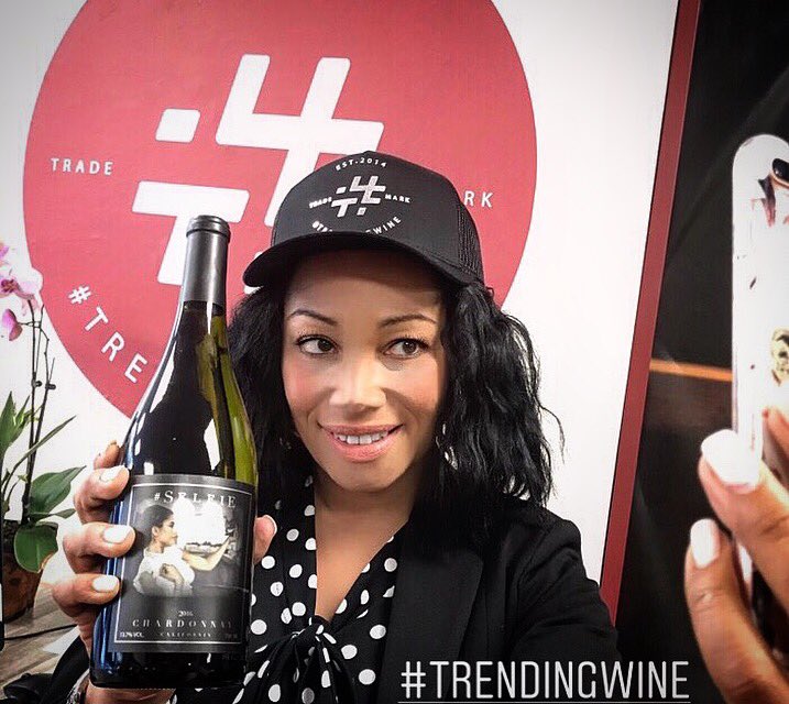 ElkinWine's tweet photo. #Selfie your #SelfieWine 
#NextGeneration 📲#Viral Wine ! A #Lifestyle Brand.
By @TrendingWine 
#TrendingWine 
https://t.co/vybAo7QRWv

#Wine  #BayArea 
#Entrepreneur 
#Marketing #Corporate
#celebrity #Events #NapaValley #Oakland #SanFrancisco #Berkeley #SiliconValley https://t.co/eta0WE1h02
