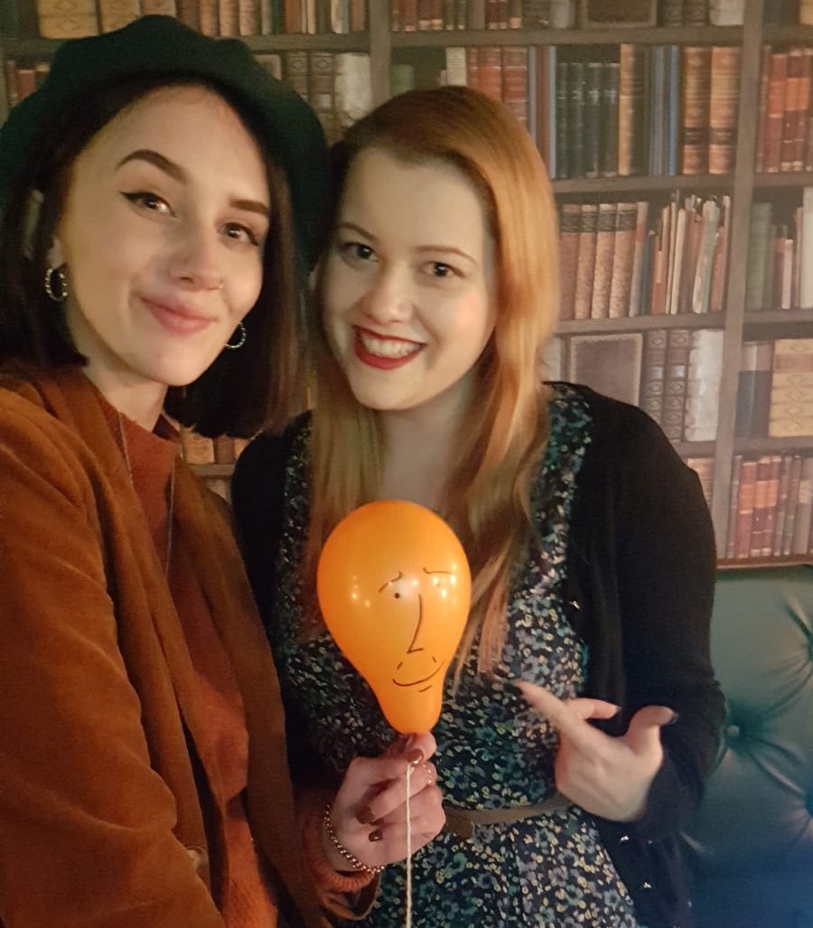 Coslocked's tweet image. And then they surprised us with a bar to celebrate our success! It was full of Sherlock memorabilia and photos, they even had a Balloon John Cocktail!  A real Sherlock Mind Palace! Thank you @221B for a brilliant evening out. #TheGameIsNow