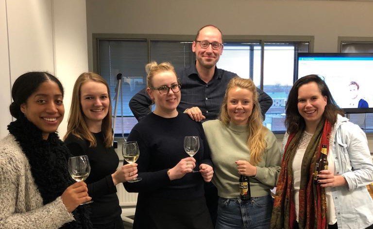 Het <a href="/diakhuis/">Diakonessenhuis</a> heeft een nieuwe website en dat vieren we. Met een zevenkoppig team werkten we 3 maanden aan het overzetten, herschrijven en toegankelijker maken van meer dan 1.000 webpagina’s. Een hele operatie (hihihi), maar het resultaat mag er zijn: diakonessenhuis.nl