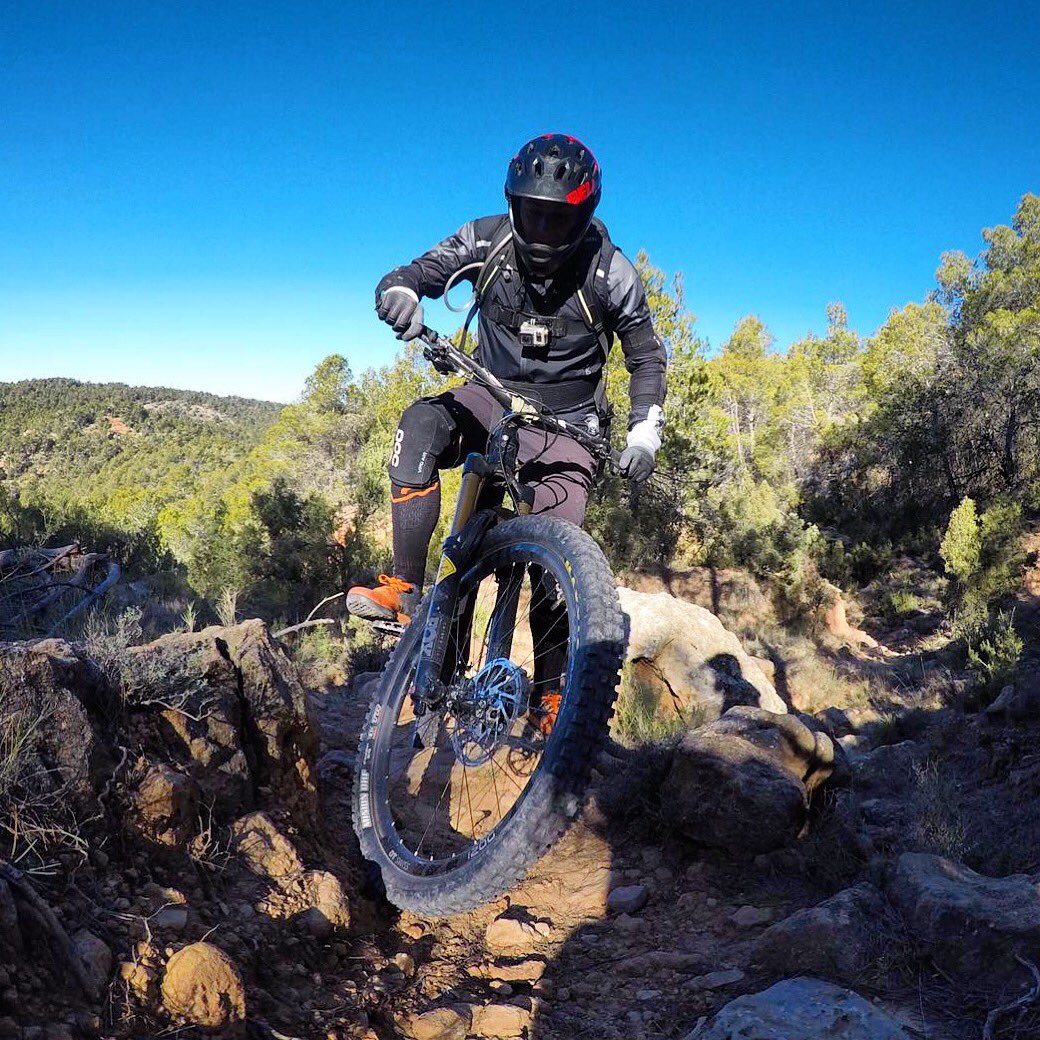 76Inot's tweet image. @malditosBKTRDOS