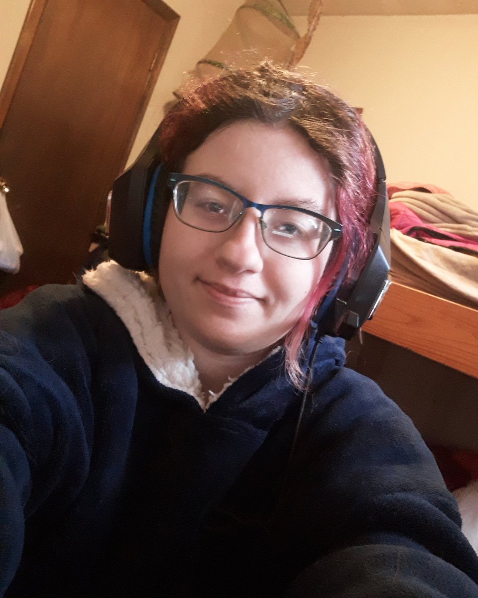 Krispyrose1's tweet photo. https://t.co/kIHAt0rBhz
streaming star wars the old republic! doing heroics and just chiilling! #teamb42 #ColdCrew @unicorn_gamerz @ZeRoChillGaming https://t.co/71uiLm0qDf