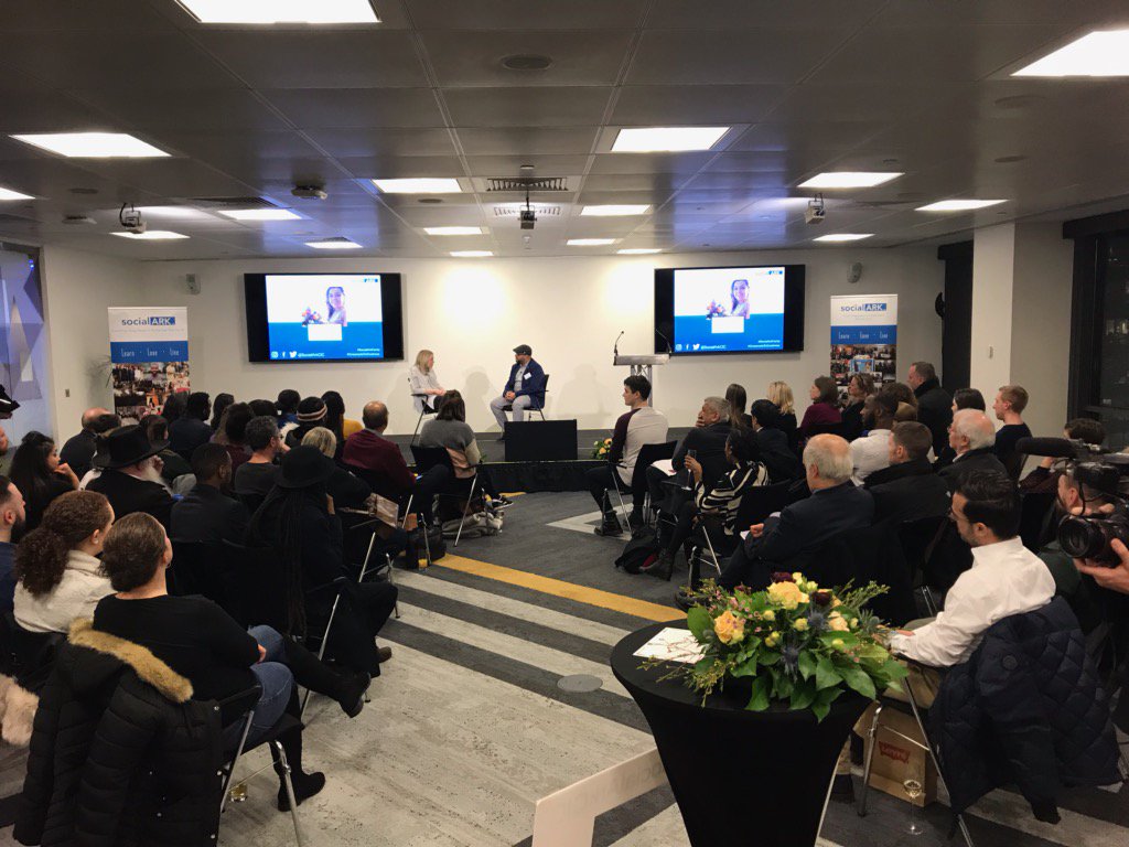 Change_Drivers's tweet photo. Wow. Blown away by the energy and realness of the @SocialArkCIC event tonight. An uplifting vision of what communities could be if we let the right people take the power💪 #Grassrootstogreatness #socialarkfamily https://t.co/SiWvLfKSLh