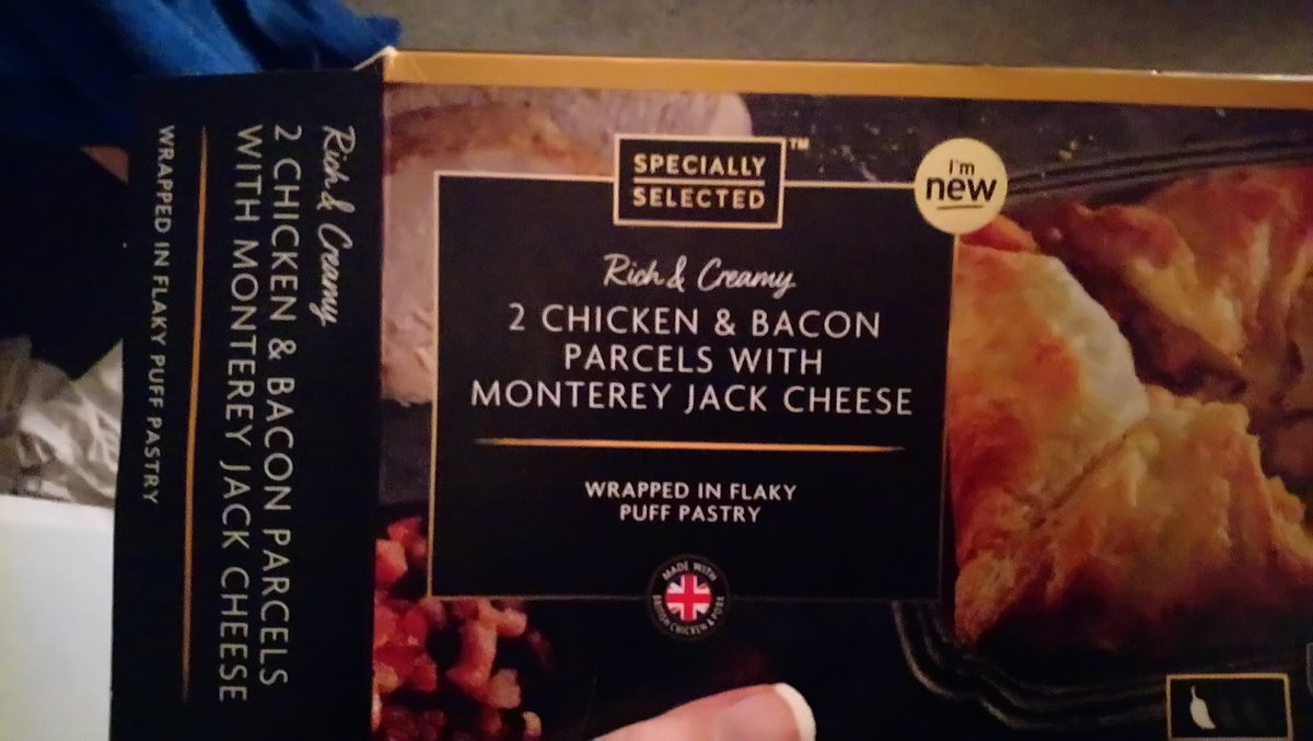 Zena1398's tweet photo. @AldiUK you should really reconsider the packaging on this product... Doesn't give any indication of it containing jalapeños on the front... Only when you read the small detailed description! https://t.co/HWpPAZzqMn
