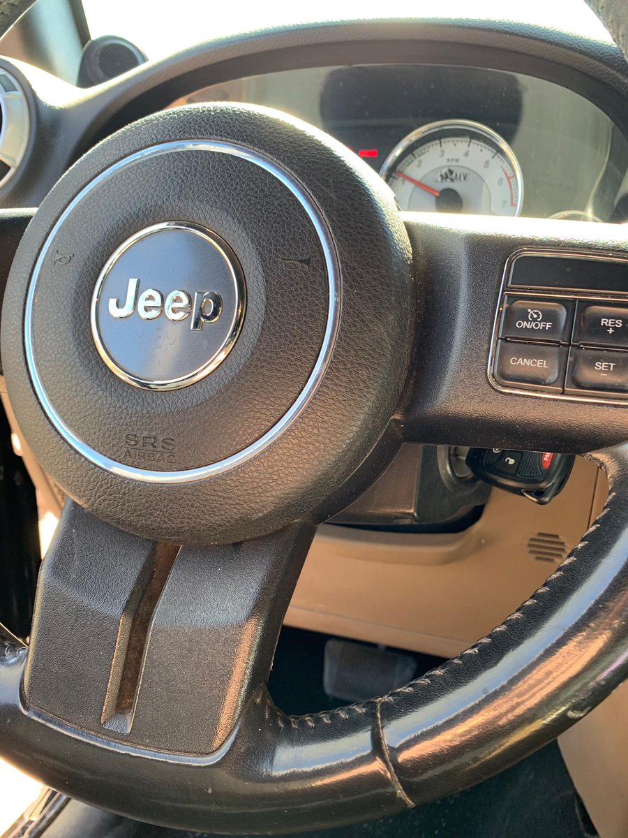 TempeLockShop's tweet photo. 2014 Jeep Wrangler Rubicon - All keys lost.
New remote head key, original manufacturer.
*Keyless entry *Remote start engine *New key fob
#jeep #jeepwrangler #lostcarkeys #locksmith #arizona #phoenix #tempelocksmith #carkeys #keyfob #carkeylocksmith
https://t.co/cMPatZ0u4b https://t.co/4U7FPiJ1Y0