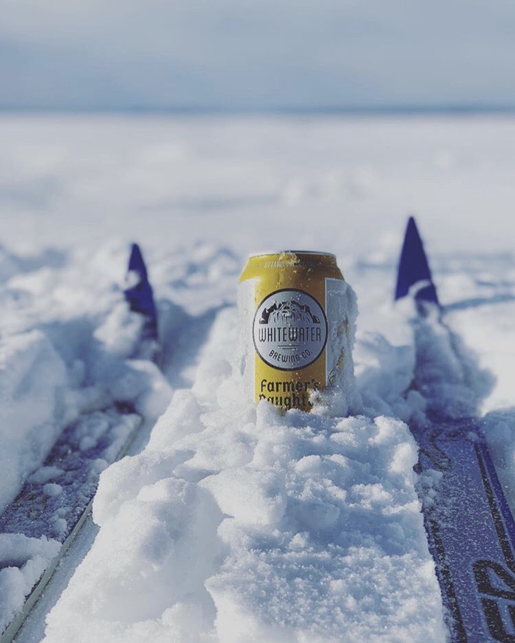 WhitewaterBrew's tweet photo. Après-ski #alwaystimetoplay https://t.co/DINTZGlhOO