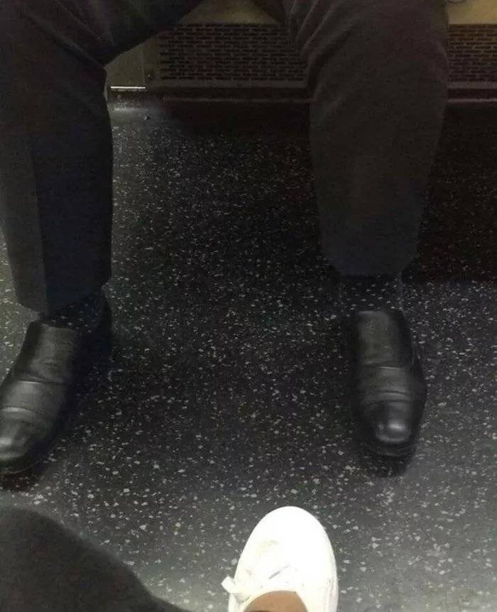BenjiLee53's tweet image. Invisible sock