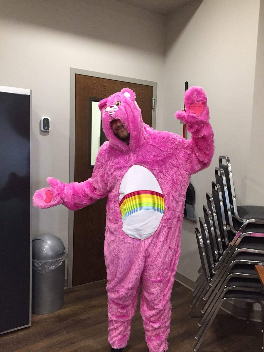 ITinahalfshell's tweet photo. Trying to spread some "cheer" to the corporate team to keep spirits high on days like today #TeamEventide #staywarm https://t.co/g11vR5fWNQ