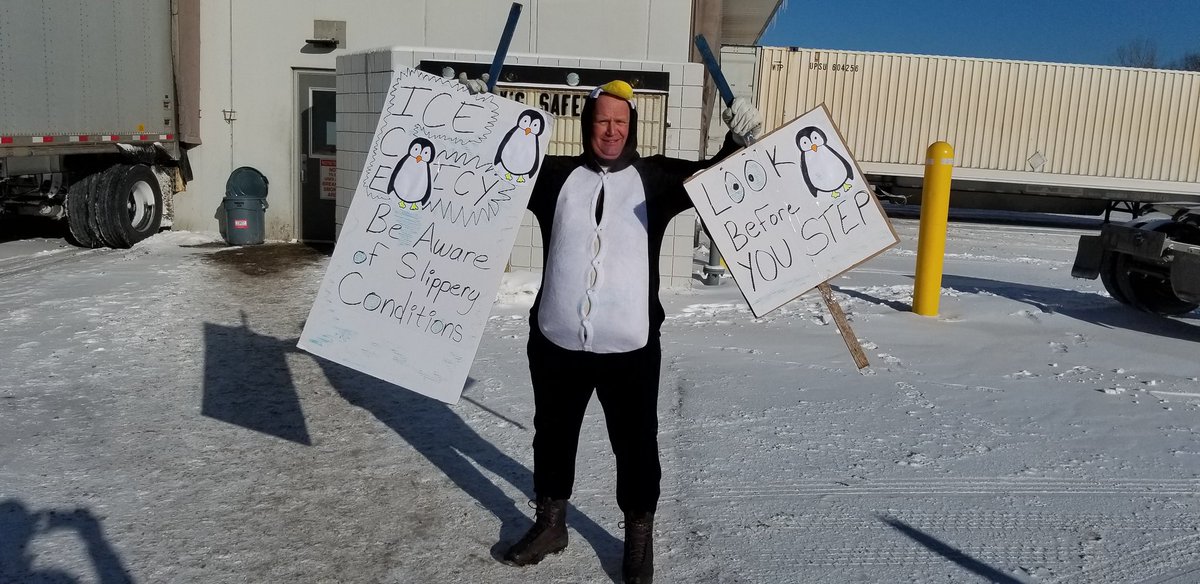 TSchuberg's tweet photo. St. Croix center Safety Co-Chair braving the conditions (-27 degrees) to meet drivers on their way in and keep them safe! Thank you John! https://t.co/JY9bMtdfLC
