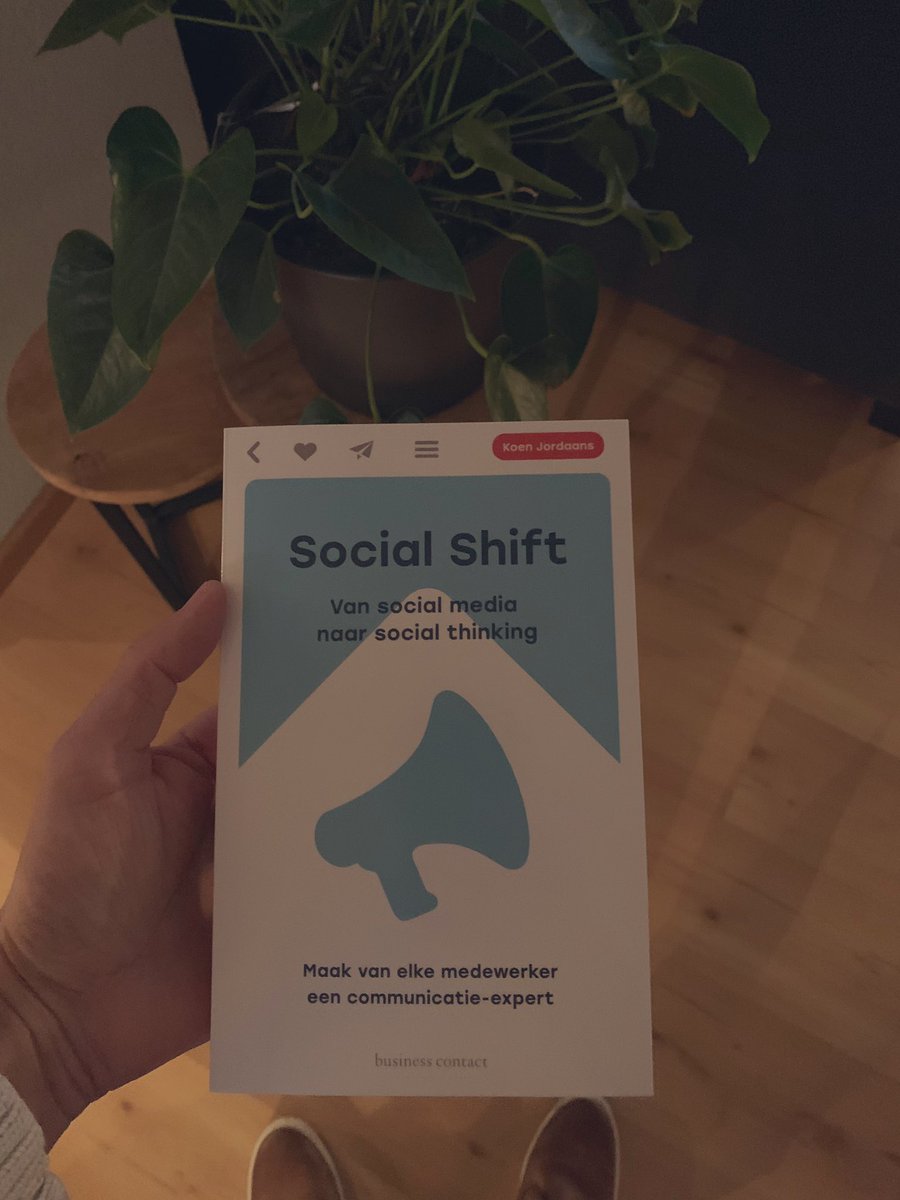 Da’s nog eens wat leuks op de deurmat vinden. Dank <a href="/koenjordaans/">koenjordaans</a> #socialshift #goodread