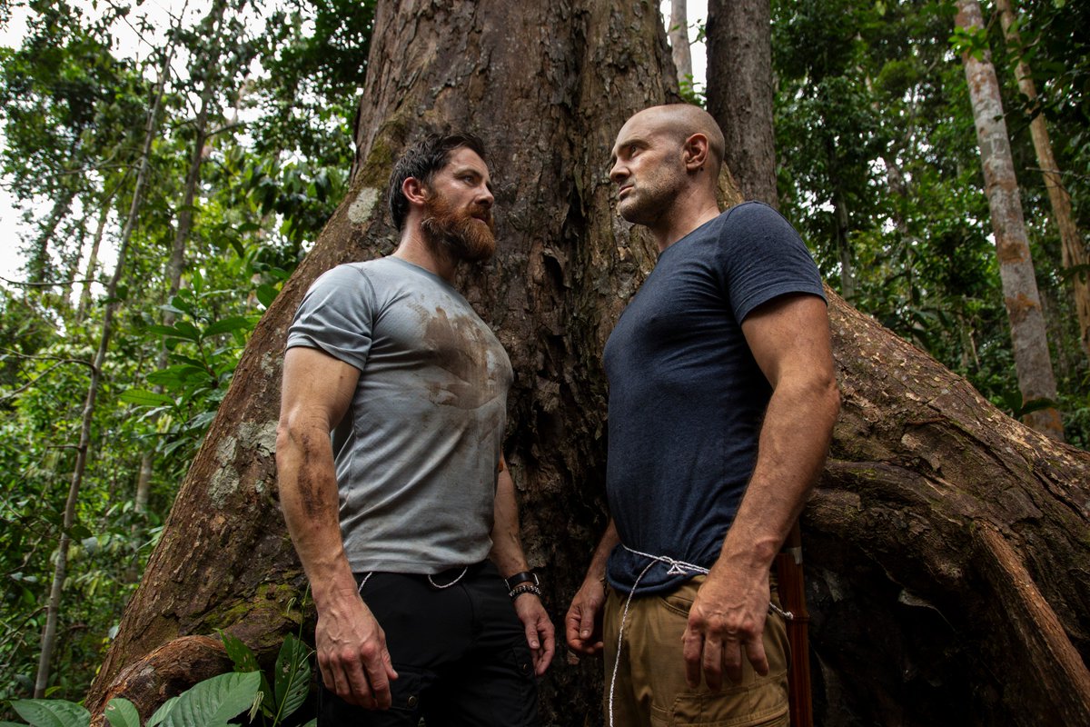 DiscoveryUK's tweet image. Can't wait until tomorrow at 9pm for brand new #FirstManOut?

Catch a sneak preview of @Ed_Stafford and @AldoKane's battle tomorrow at 1pm on the Discovery UK YouTube channel. 💪👊