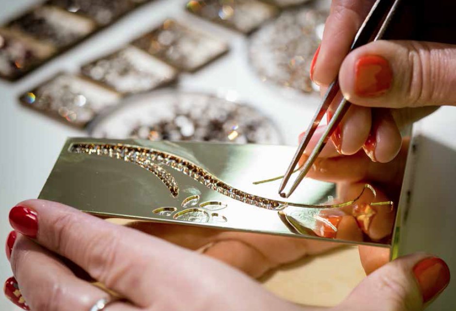 Our swarovski faucets are made with pacience by artisan hands. Admire them in our stand at #Cevisama19 <a href="/Cevisama/">Cevisama</a>. N2 P4 - STAND B11. .  #interiordesign #bathroomdecor #bathroomdesign #interiordecorating #faucet #faucetdesigns