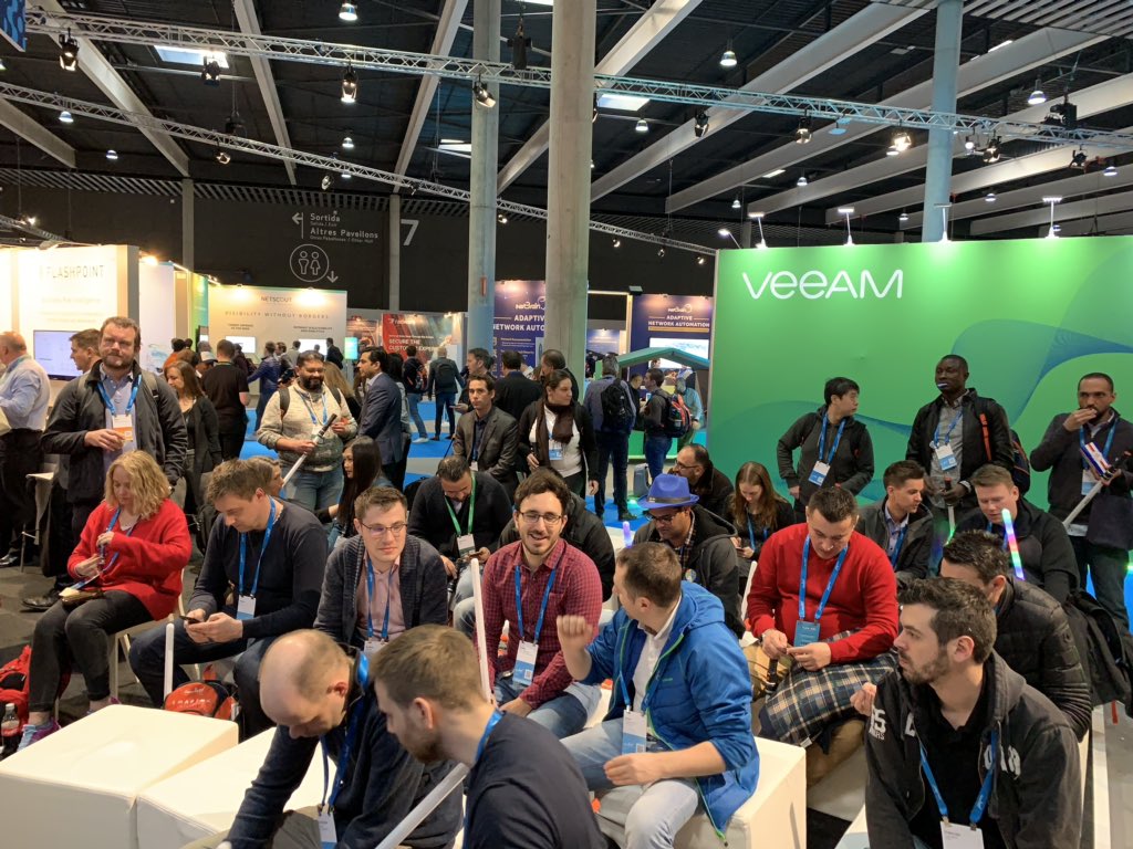 _JoshHeller's tweet photo. Great crowd for my final @AviNetworks presentation at #CLEUR. While I’m headed home, catch my colleague tomorrow @ 11:30. Thanks to @Cisco_Invests for the opportunity and all the light sabers. https://t.co/HNp1jhrVWd