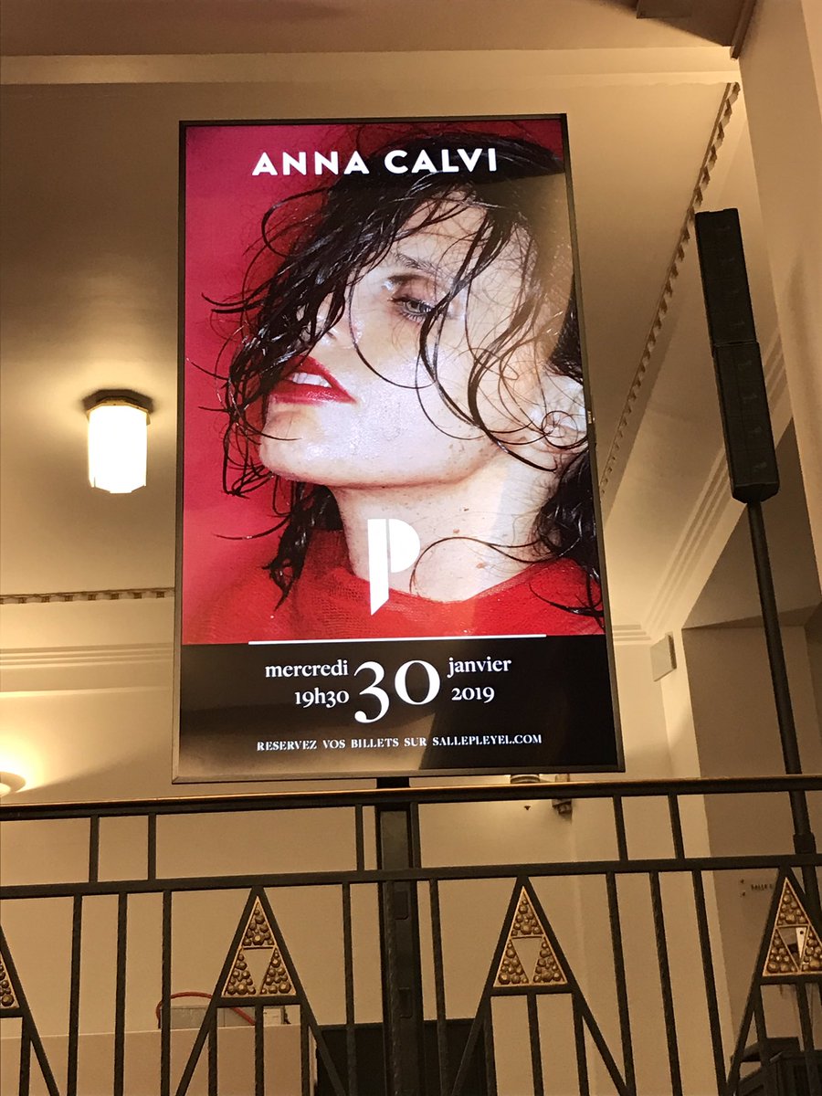 christellamont1's tweet photo. Rendez-vous sur @ARTEconcertFR pour le livestream ou directement à la @sallepleyel pour le concert de @annacalvi dès 19.30 #hunter #rock https://t.co/tzt2tELUOA