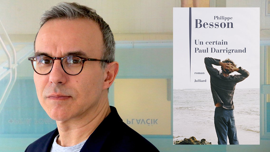 GrandeLibrairie's tweet image. #PhilippeBesson replonge dans ses dernières années d’études. Il a alors 22 ans et tombe fou amoureux d’un homme marié. "Un certain Paul Darrigrand" @Ed_Julliard est un roman. Autobiographique ? C’est l’une des questions que #FrançoisBusnel lui posera ce soir à 20h50 @France5tv